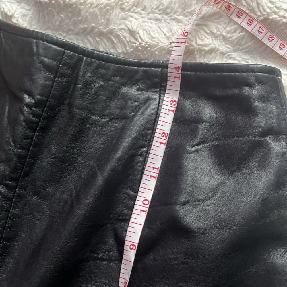 BB Dakota faux leather Shorts - Picture 5 of 7
